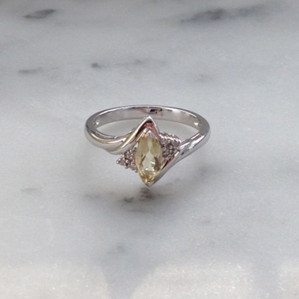 Genuine Diamond Lemon Quartz Ring